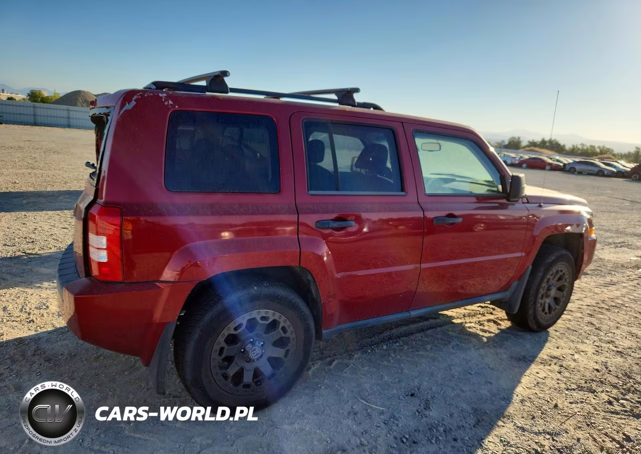 2008 Jeep Patriot Sport VIN:1J8FF28WX8D752668 - 3