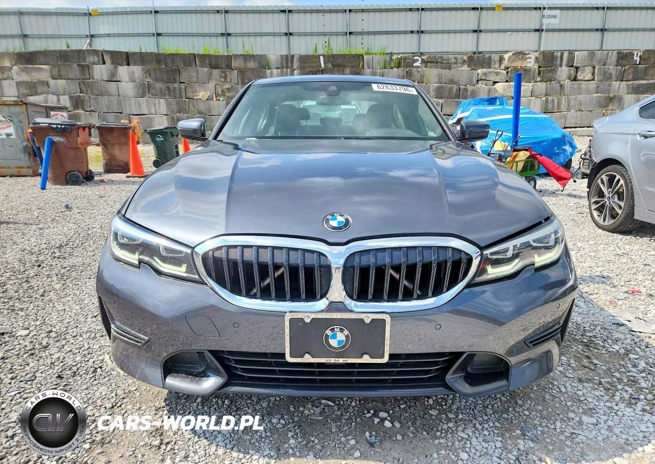 2019 BMW 330Xi VIN:WBA5R7C51KFH20399 - 5