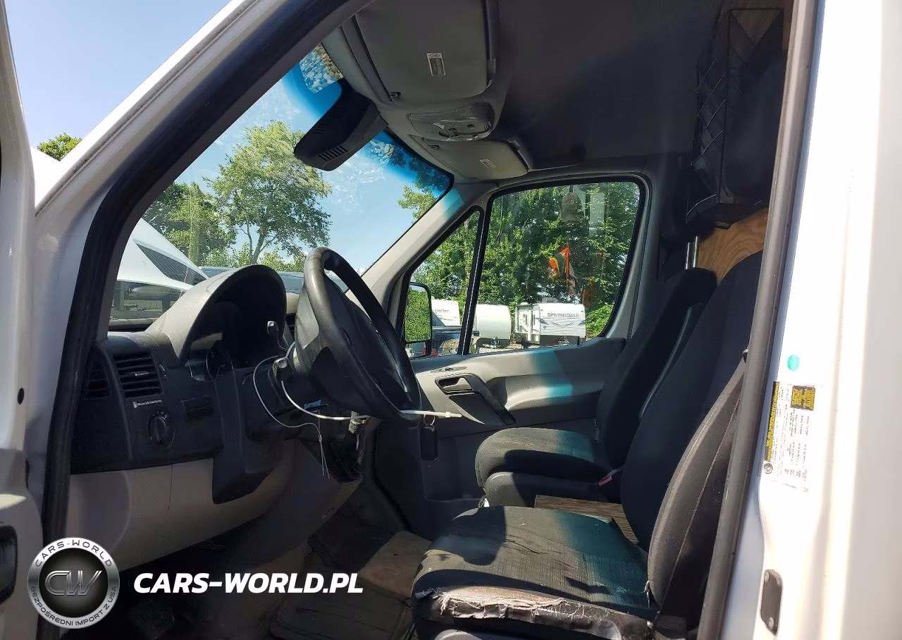 2016 Mercedes-Benz Sprinter 2500 VIN:WD3PE8DD4GP182938 - 7