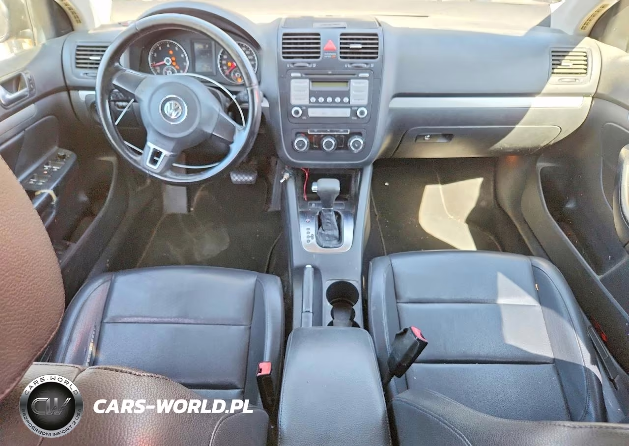 2010 Volkswagen Jetta Limited VIN:3VWAX7AJ0AM113118 - 8