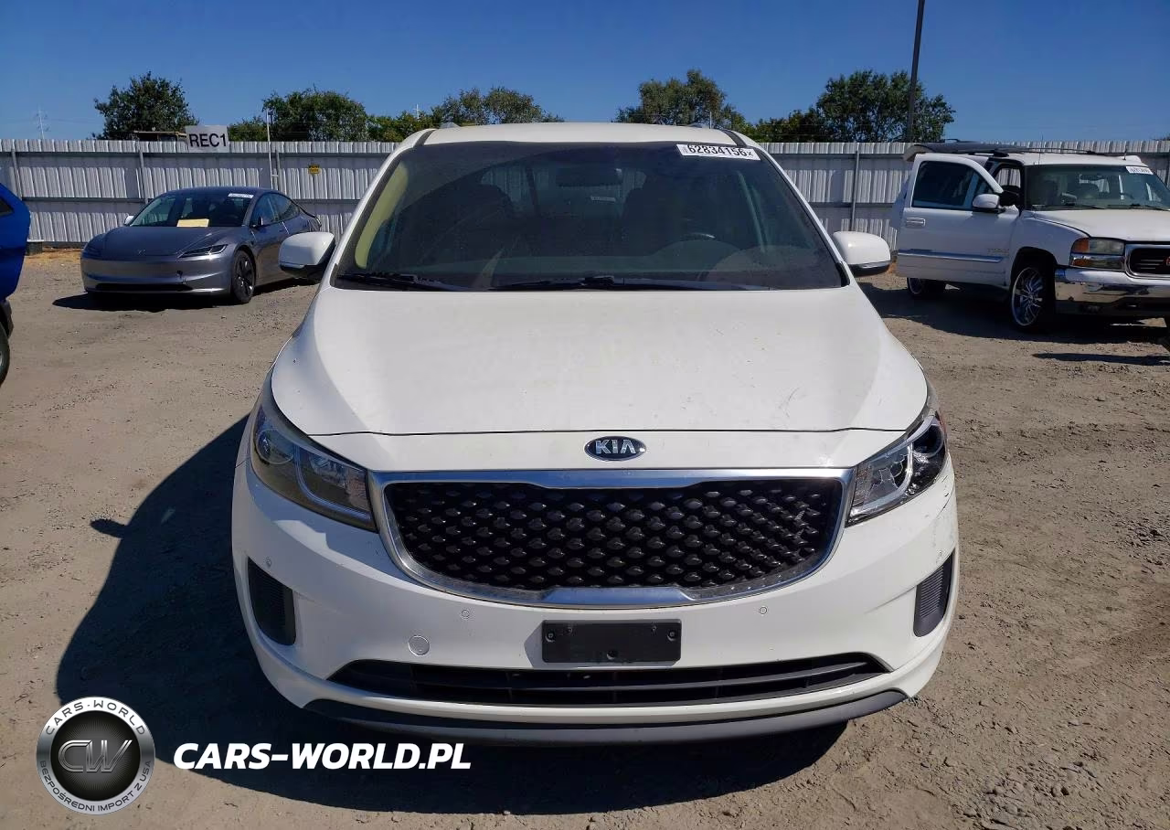 2017 Kia Sedona Lx VIN:KNDMB5C11H6313483 - 5