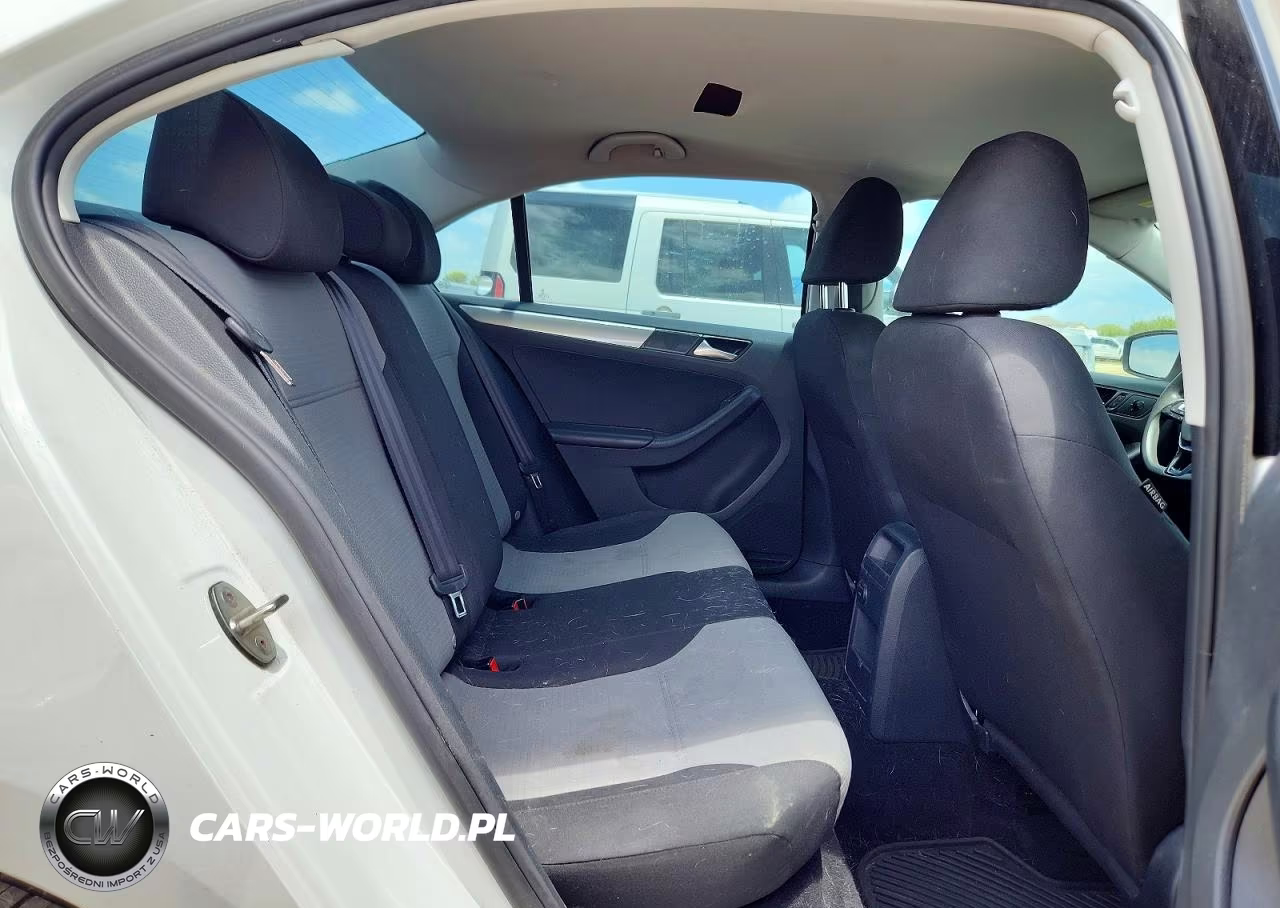2017 Volkswagen Jetta S VIN:3VW2B7AJXHM311203 - 10
