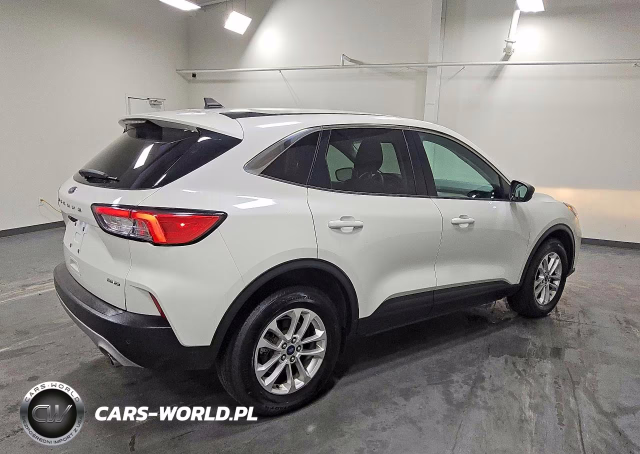 2022 Ford Escape Se VIN:1FMCU9G68NUA60944 - 3