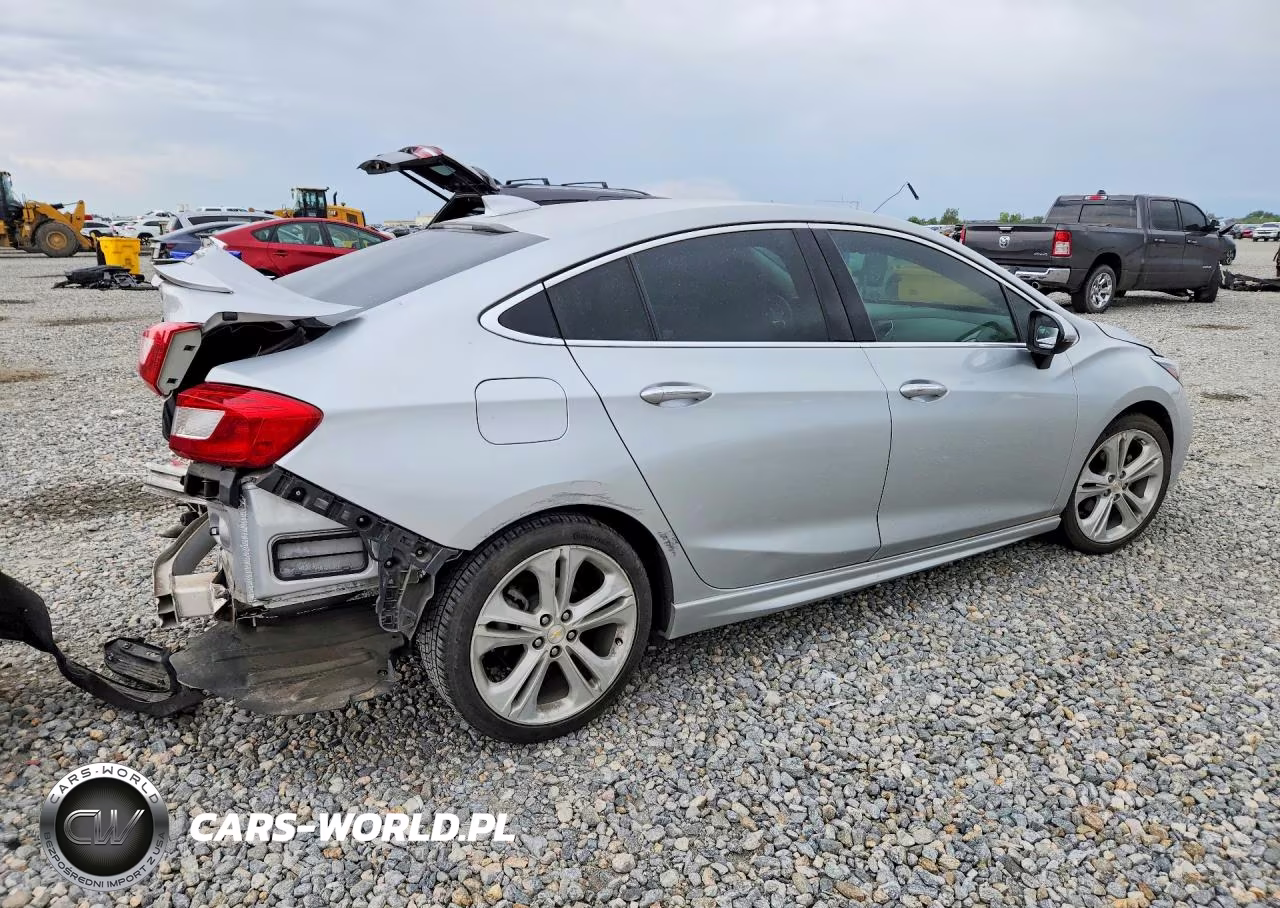 2016 Chevrolet Cruze Premier VIN:1G1BG5SM6G7244649 - 3