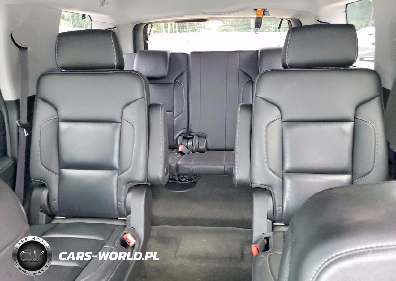 2018 Chevrolet Tahoe C1500 Premier VIN:1GNSCCKC9JR109554 - 10