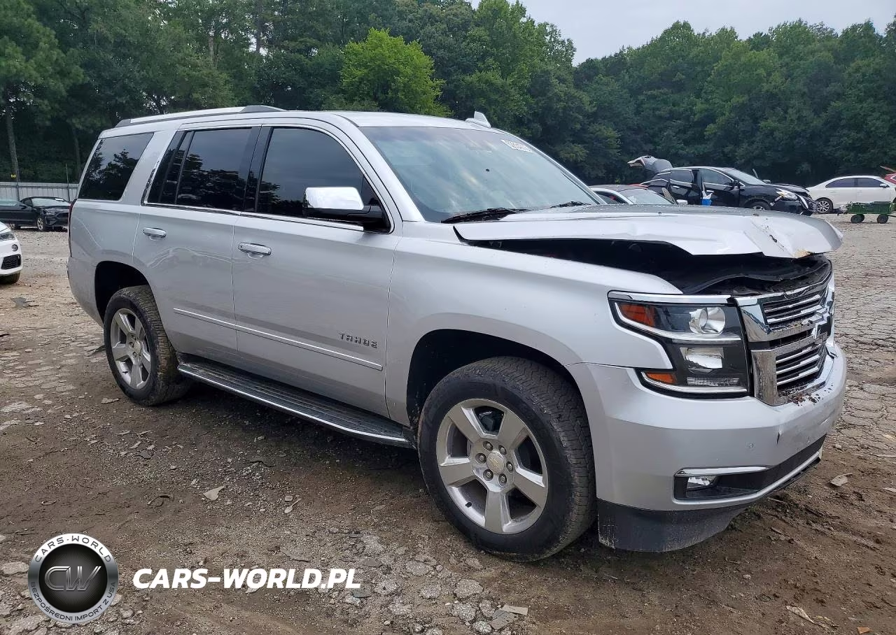 2018 Chevrolet Tahoe C1500 Premier VIN:1GNSCCKC9JR109554 - 4