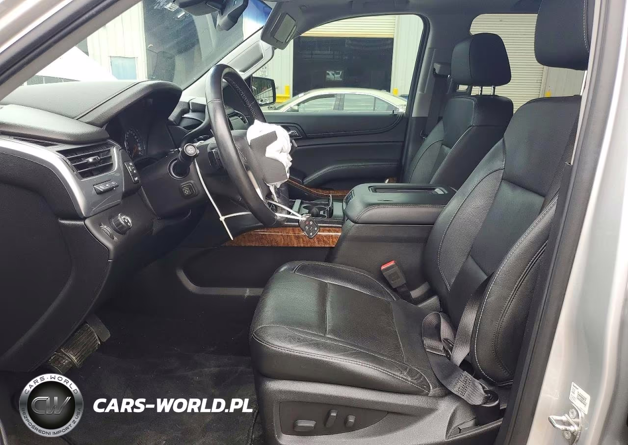 2018 Chevrolet Tahoe C1500 Premier VIN:1GNSCCKC9JR109554 - 7