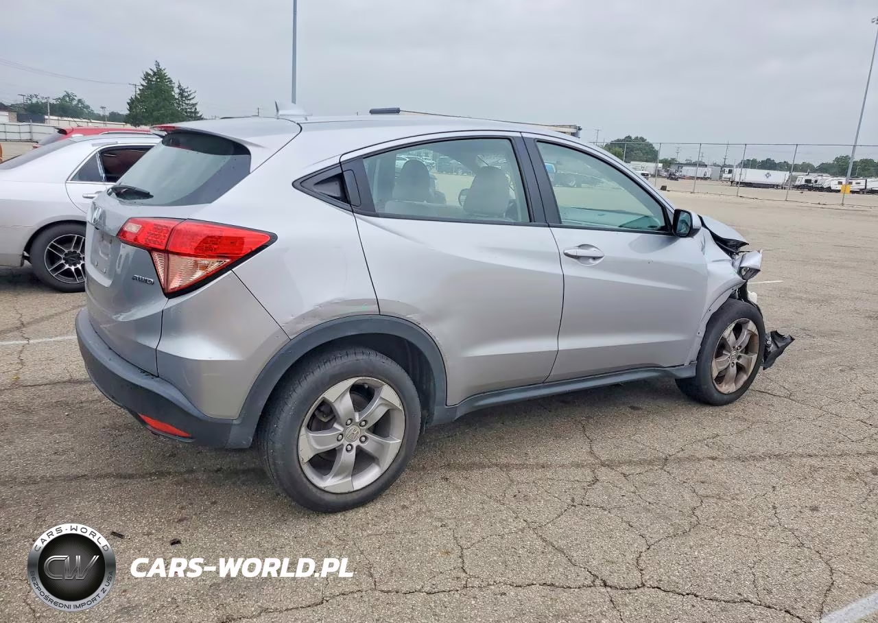 2018 Honda Hr-V Lx VIN:3CZRU6H32JG710750 - 3