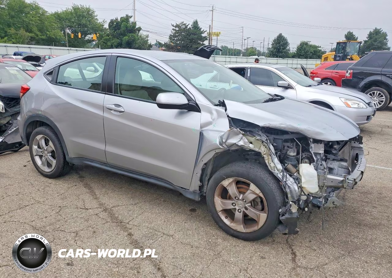 2018 Honda Hr-V Lx VIN:3CZRU6H32JG710750 - 4