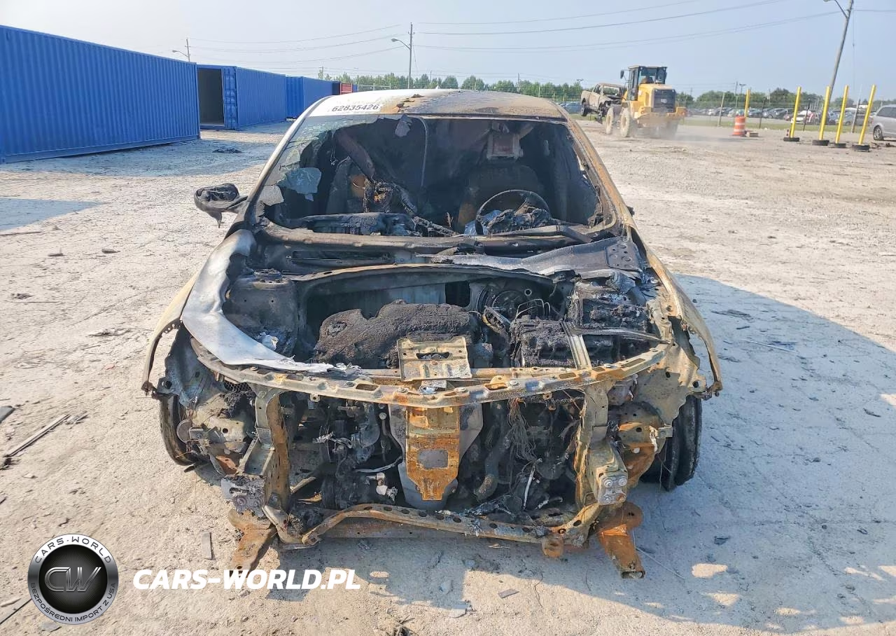 2019 Chevrolet Malibu Lt VIN:1G1ZD5ST2KF118043 - 5