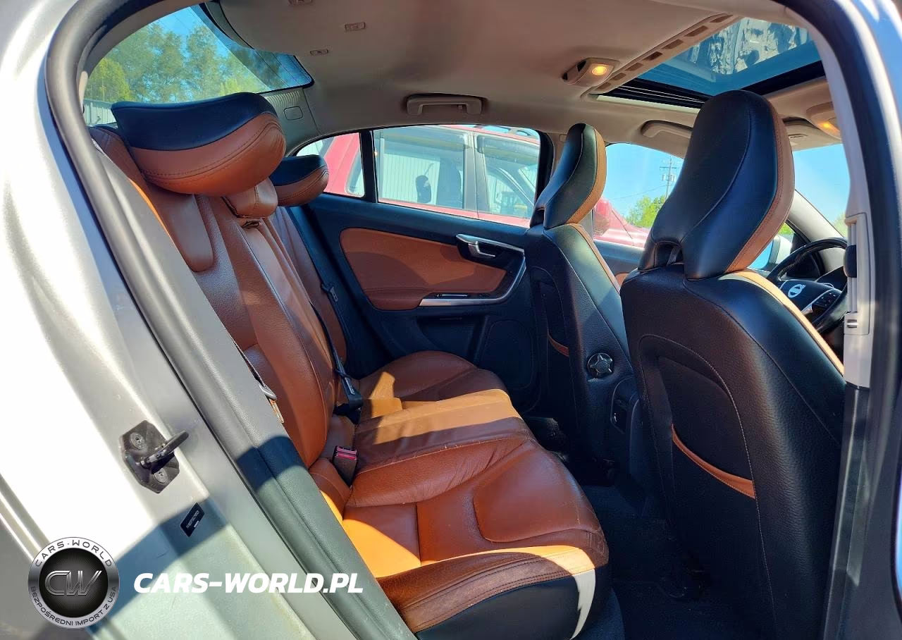 2012 Volvo S60 T5 VIN:YV1622FS6C2110028 - 10