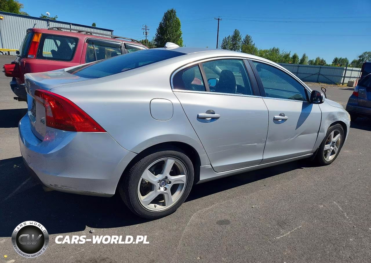2012 Volvo S60 T5 VIN:YV1622FS6C2110028 - 3