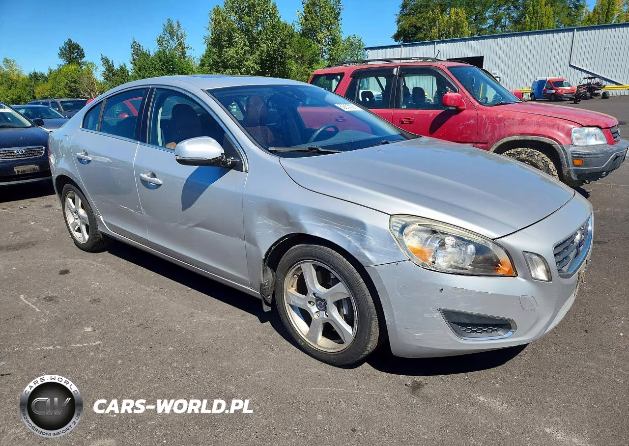 2012 Volvo S60 T5 VIN:YV1622FS6C2110028 - 4
