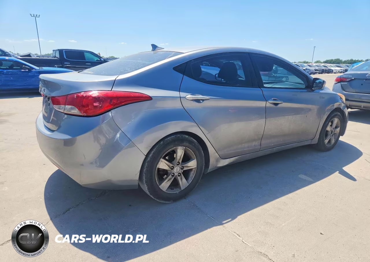 2013 Hyundai Elantra Gls VIN:KMHDH4AE1DU742249 - 3