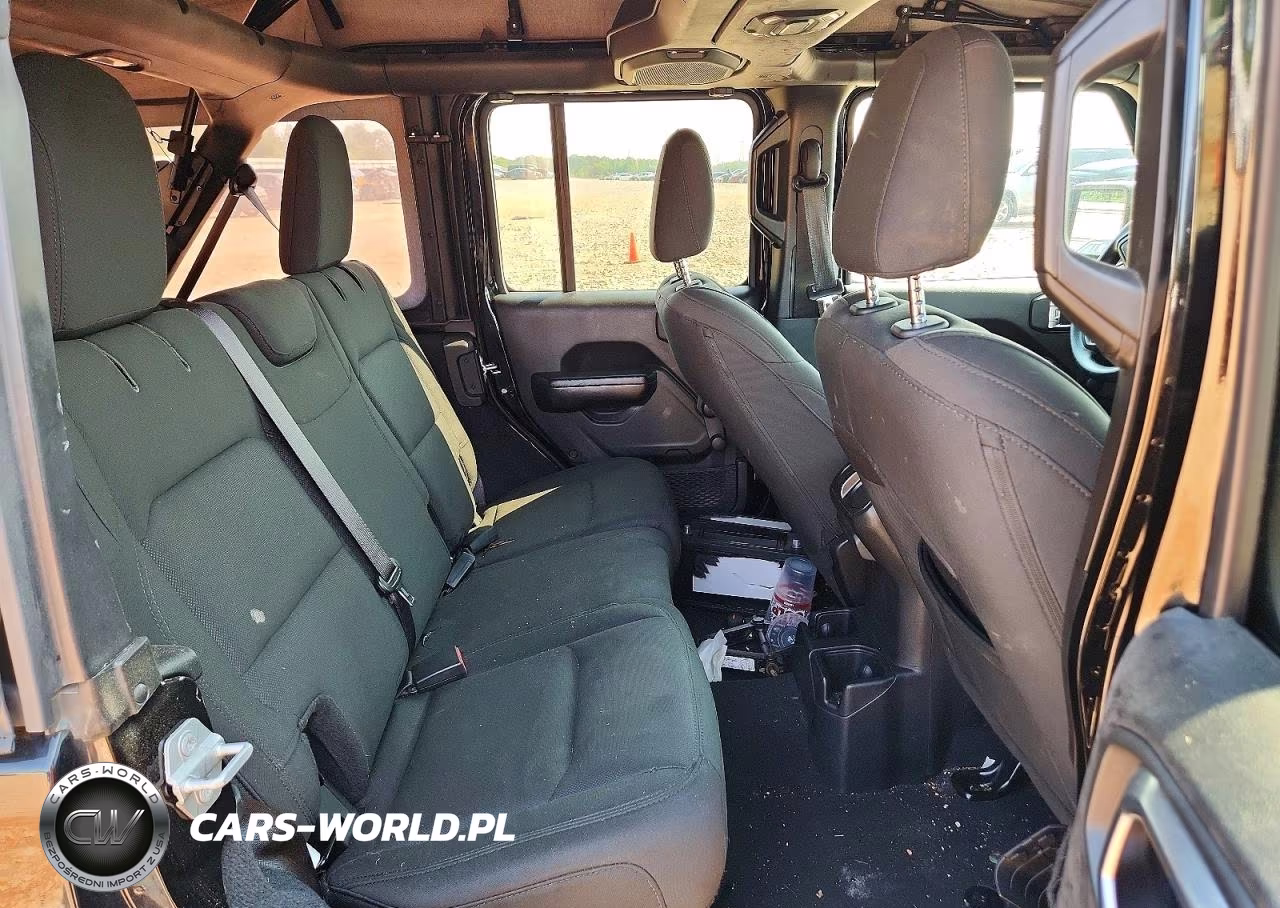 2019 Jeep Wrangler Unlimited Sport VIN:1C4HJXDG9KW637100 - 10