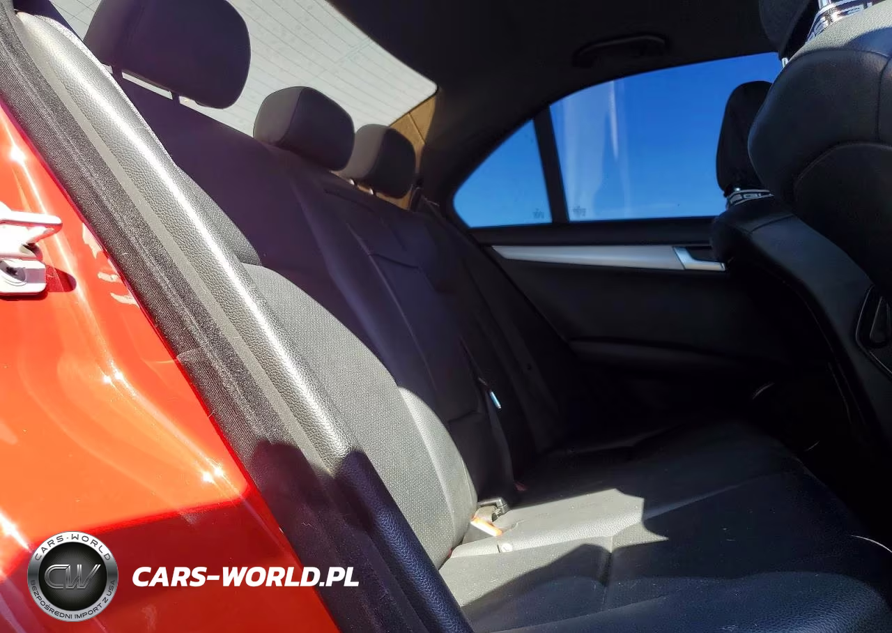 2013 Mercedes-Benz C 250 VIN:WDDGF4HB6DR266186 - 10