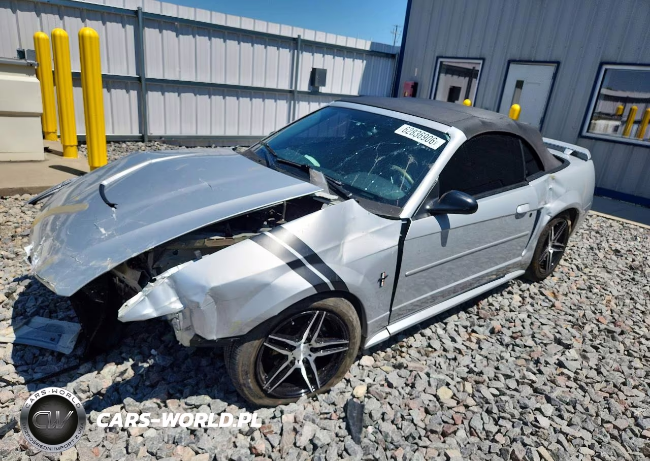 2003 Ford Mustang