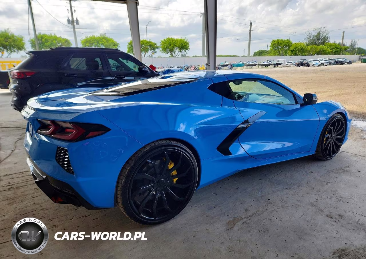 2024 Chevrolet Corvette Stingray 1Lt VIN:1G1YA2D44R5123589 - 3