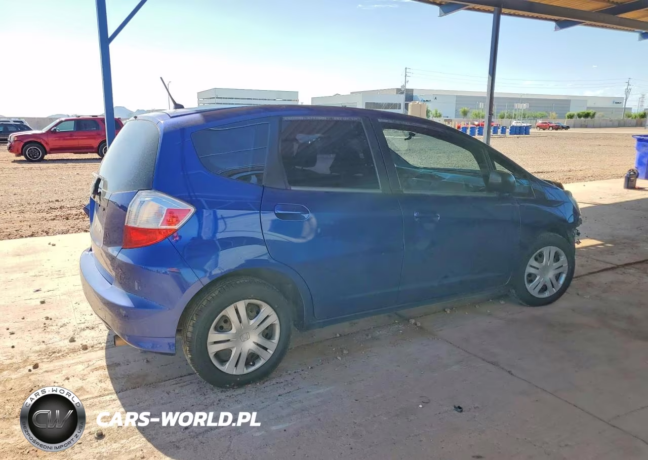 2010 Honda Fit VIN:JHMGE8H2XAC007914 - 3