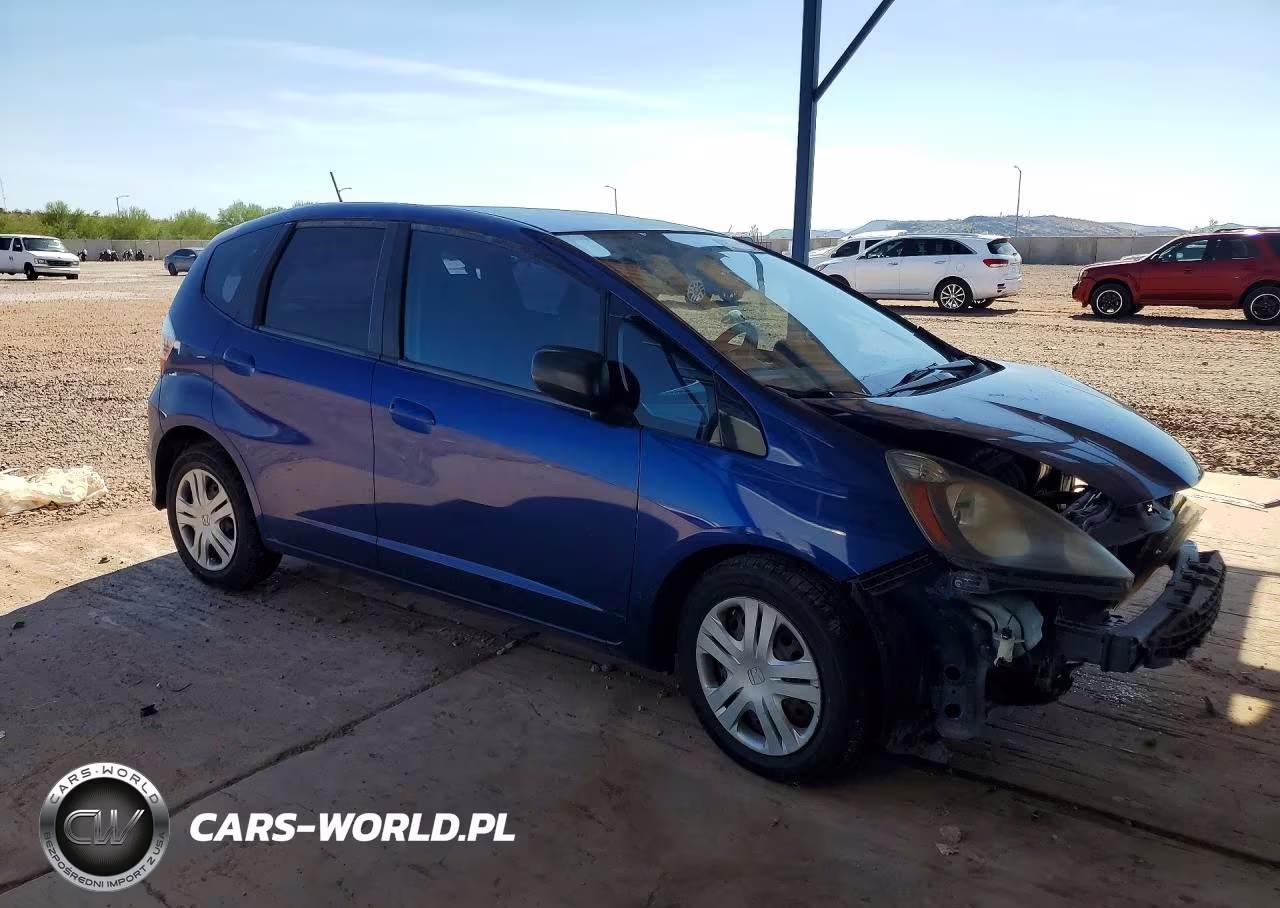 2010 Honda Fit VIN:JHMGE8H2XAC007914 - 4