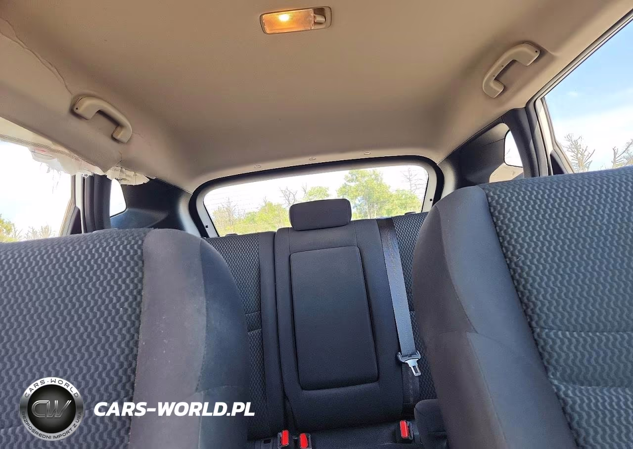 2019 Nissan Rogue Sport S VIN:JN1BJ1CR4KW327168 - 10