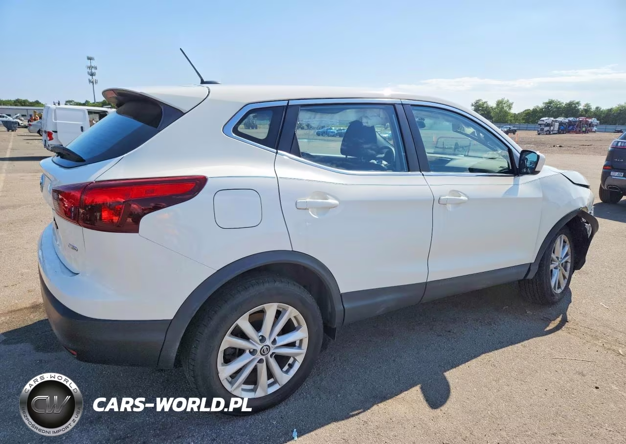2019 Nissan Rogue Sport S VIN:JN1BJ1CR4KW327168 - 3