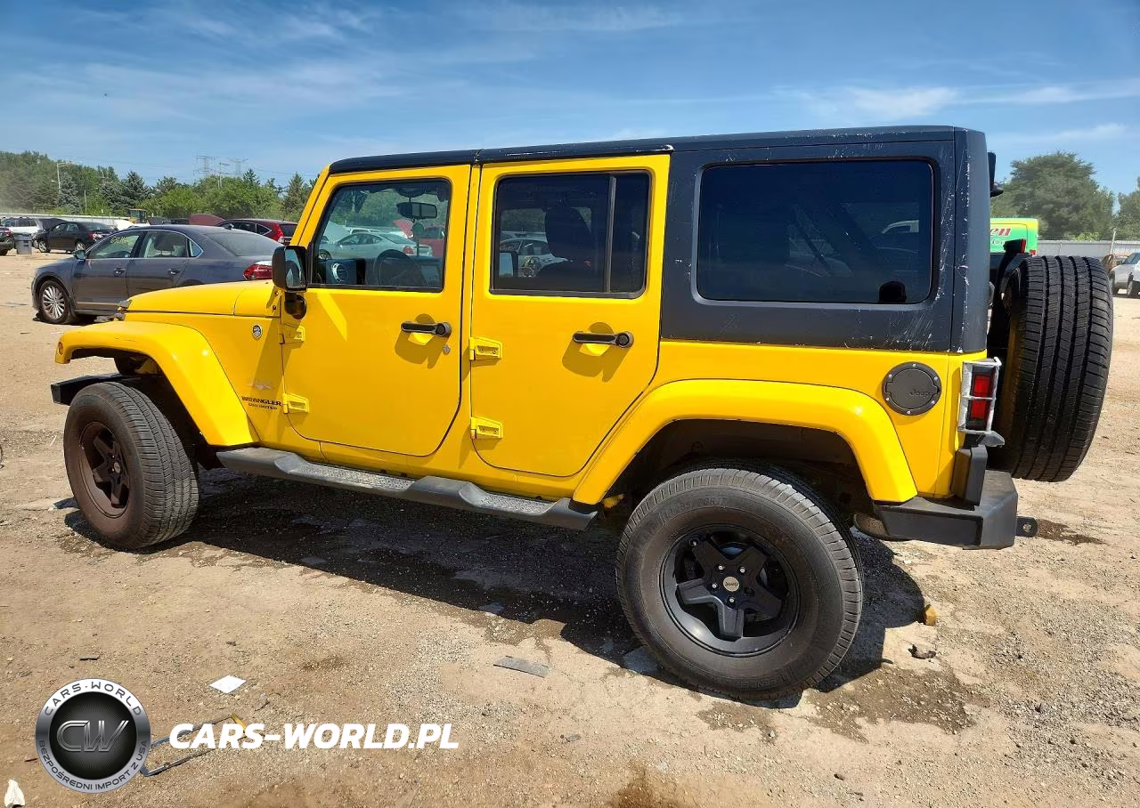 2015 Jeep Wrangler Unlimited Sahara VIN:1C4HJWEG7FL547413 - 2