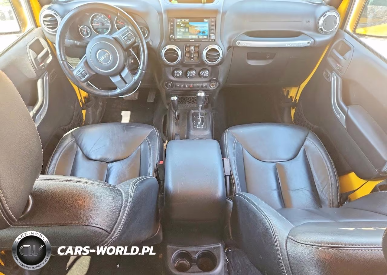 2015 Jeep Wrangler Unlimited Sahara VIN:1C4HJWEG7FL547413 - 8