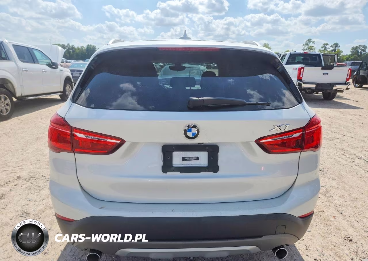2018 BMW X1 Sdrive28I VIN:WBXHU7C32J5H45915 - 6