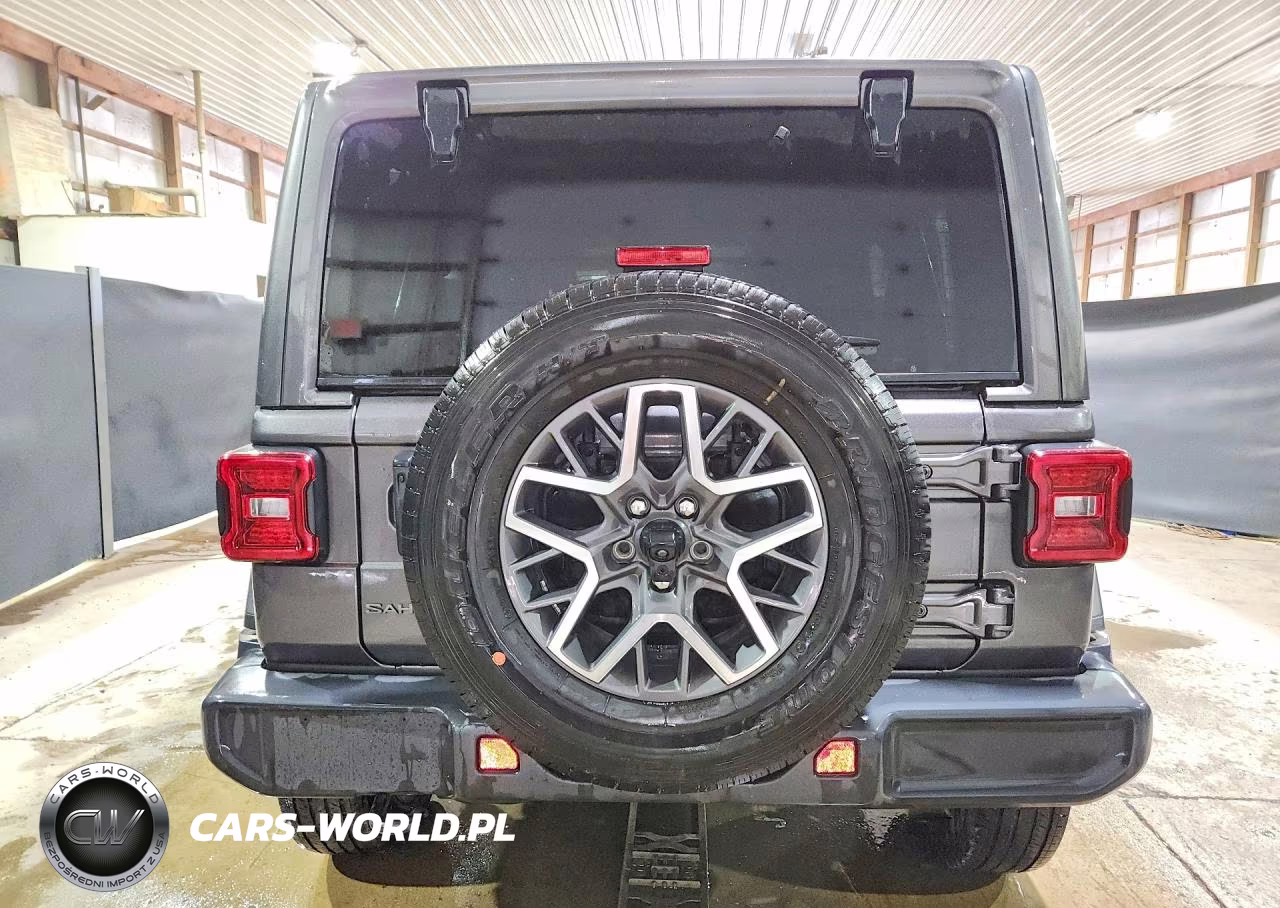 2025 Jeep Wrangler Sahara VIN:1C4PJXEN6SW569010 - 6