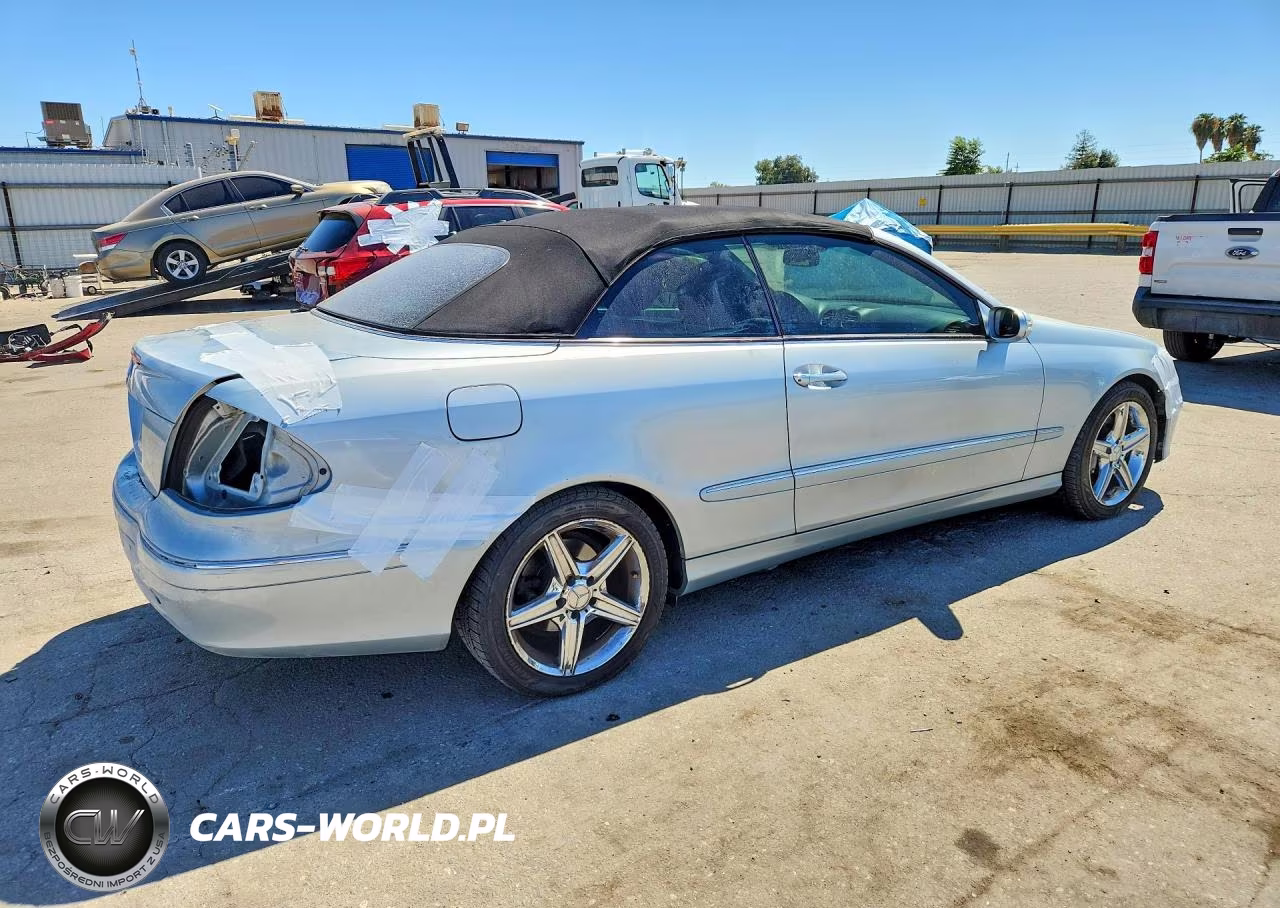 2007 Mercedes-Benz Clk 350 VIN:WDBTK56F47F212454 - 3