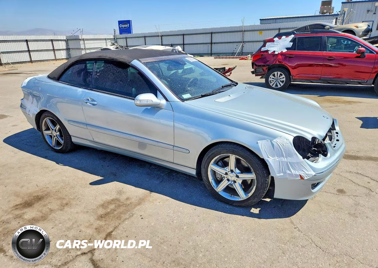 2007 Mercedes-Benz Clk 350 VIN:WDBTK56F47F212454 - 4