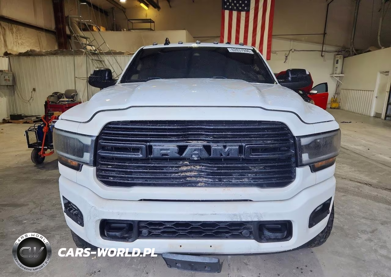 2019 Ram 2500 Laramie VIN:3C6UR5NL1KG664224 - 5