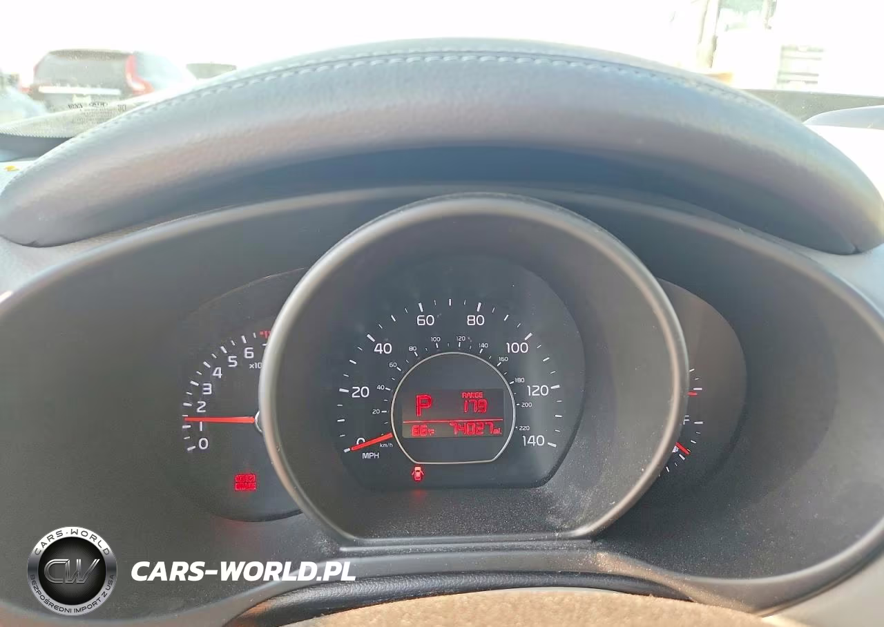 2019 Kia Soul + VIN:KNDJP3A51K7647223 - 9
