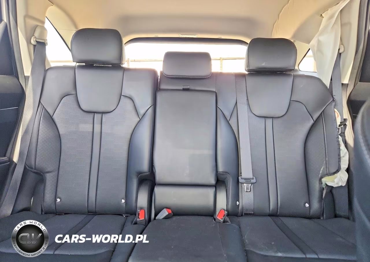 2025 Kia Sorento S VIN:5XYRLDJC3SG402204 - 10