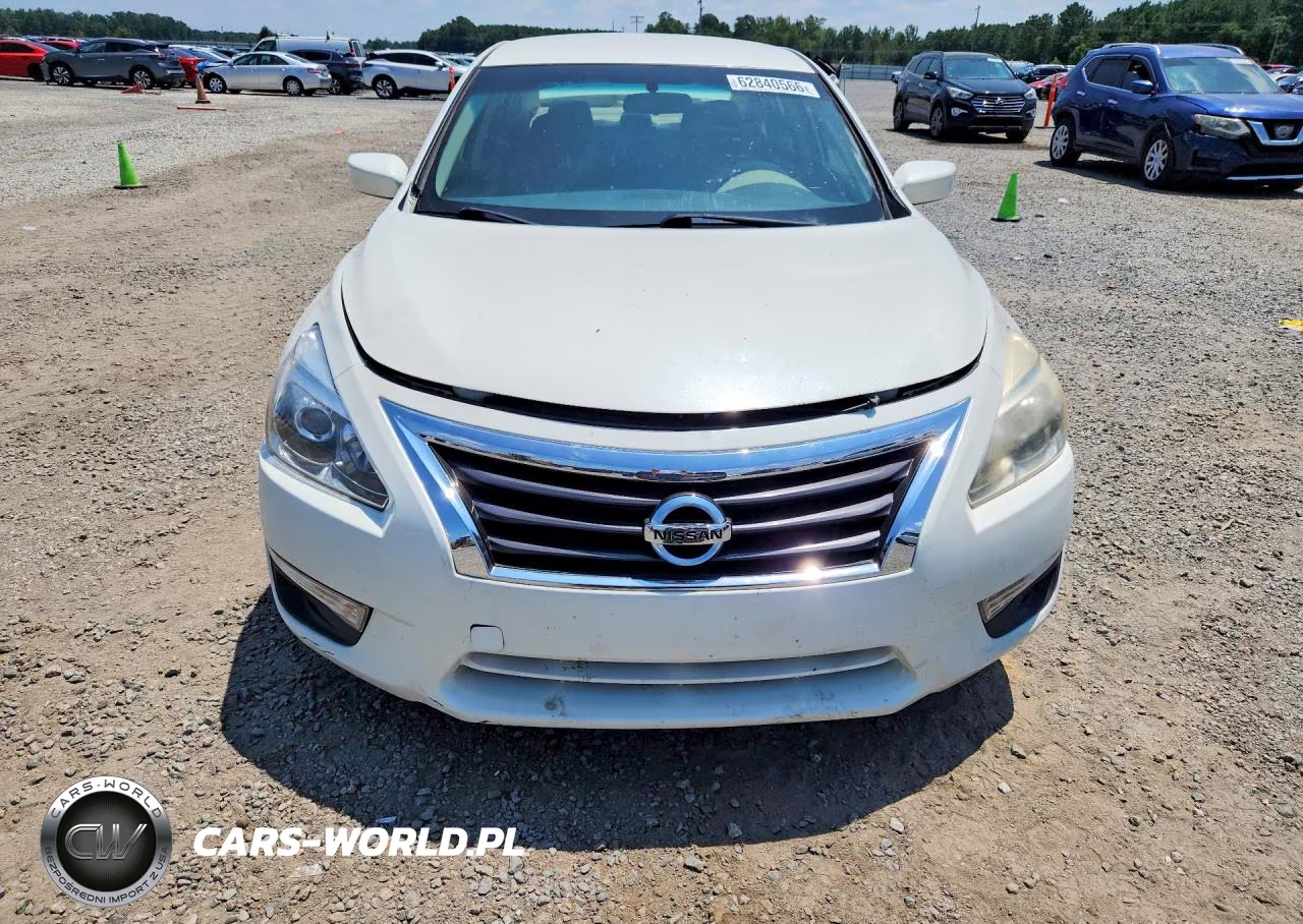 2015 Nissan Altima 2.5 S VIN:1N4AL3AP8FC412074 - 5