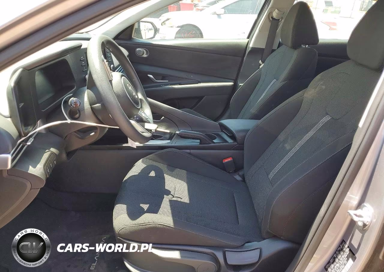 2026 Hyundai Elantra Se VIN:KMHLL4DG2TU099254 - 7