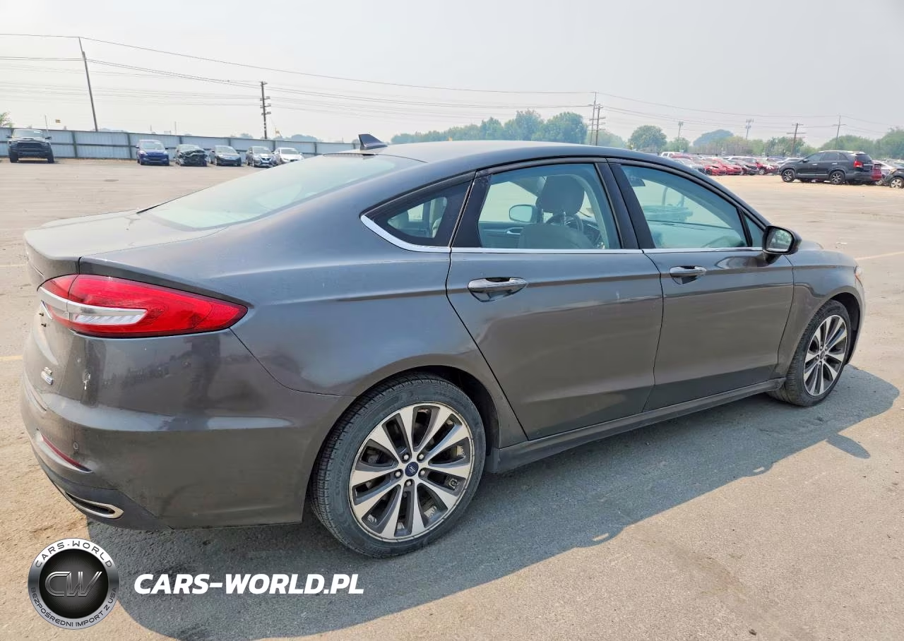 2019 Ford Fusion Se VIN:3FA6P0T96KR179668 - 3