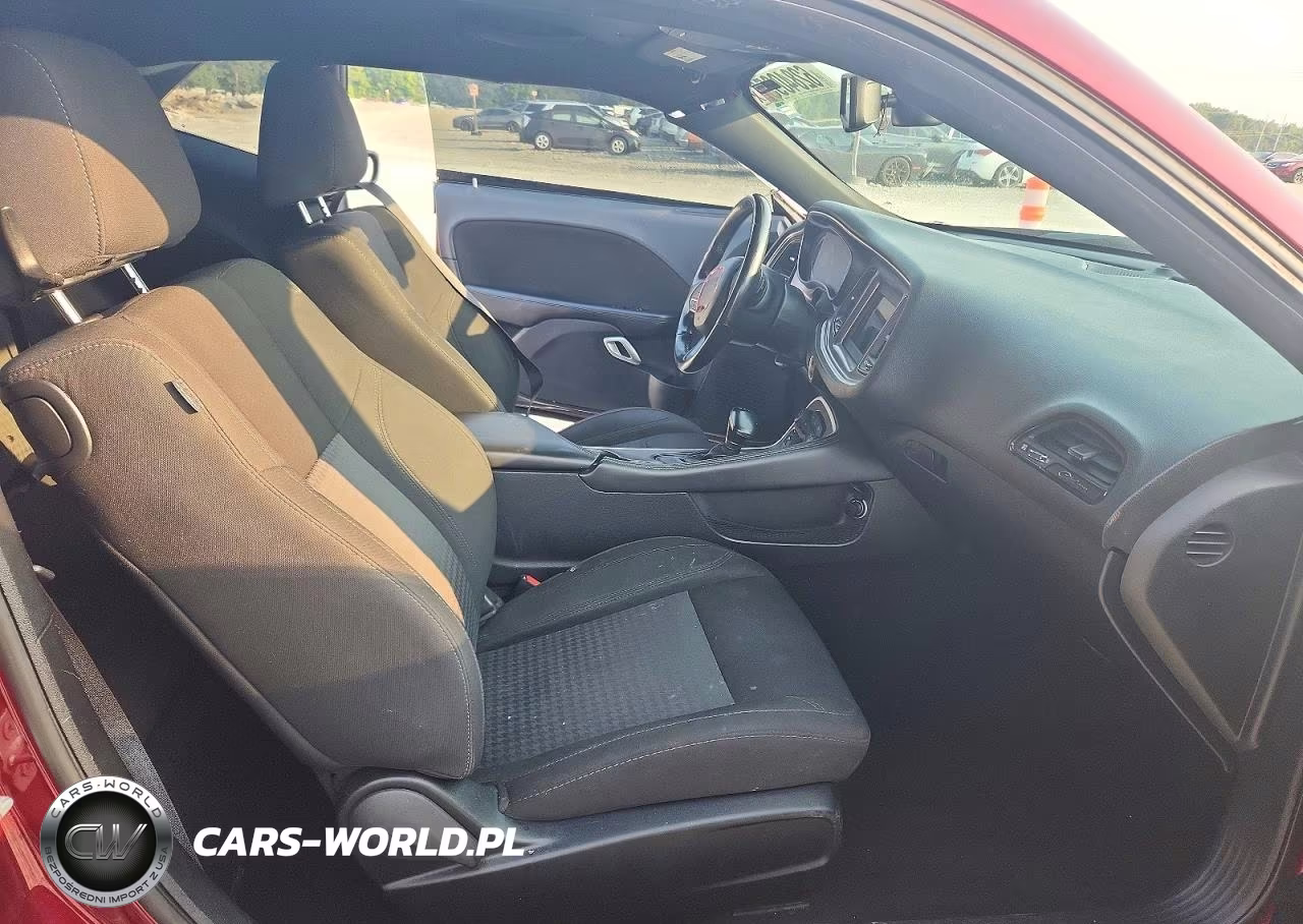 2020 Dodge Challenger Sxt VIN:2C3CDZAG2LH191247 - 10