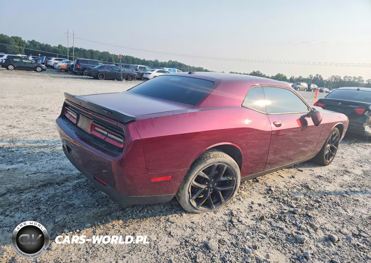 2020 Dodge Challenger Sxt VIN:2C3CDZAG2LH191247 - 3