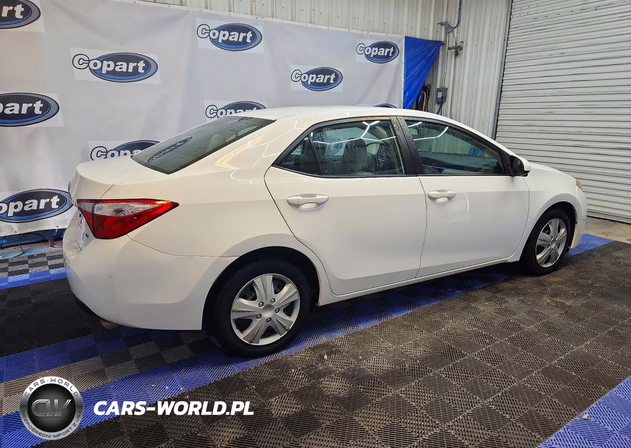 2016 Toyota Corolla Le VIN:2T1BURHE0GC549070 - 3
