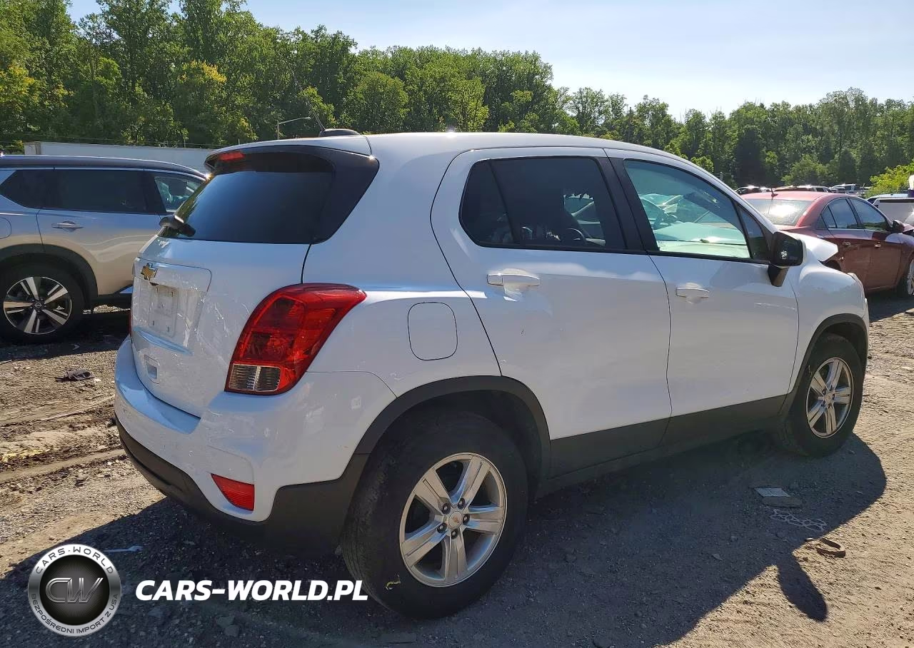 2021 Chevrolet Trax Ls VIN:KL7CJKSB8MB305712 - 3