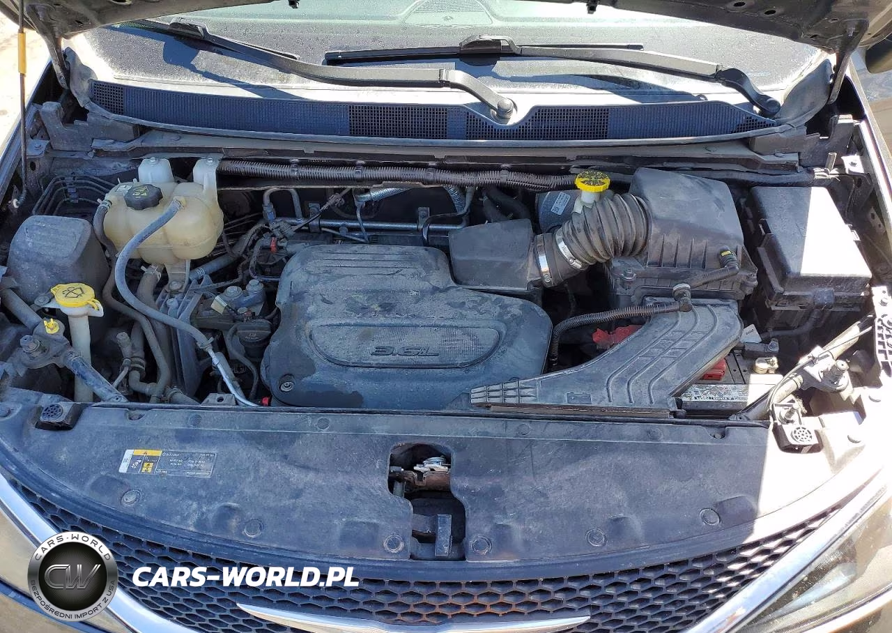 2021 Chrysler Voyager Lxi VIN:2C4RC1DG6MR537964 - 12