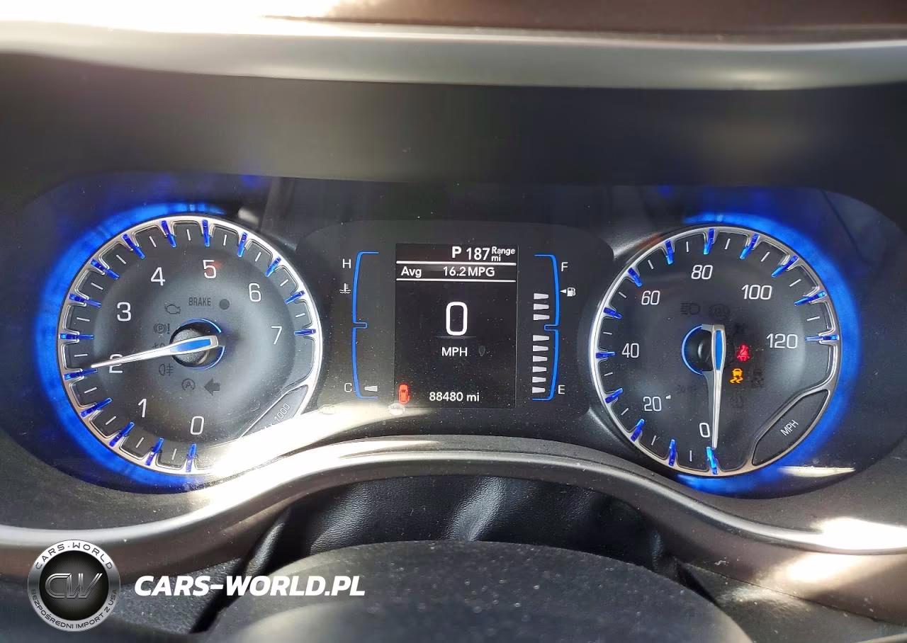 2021 Chrysler Voyager Lxi VIN:2C4RC1DG6MR537964 - 9