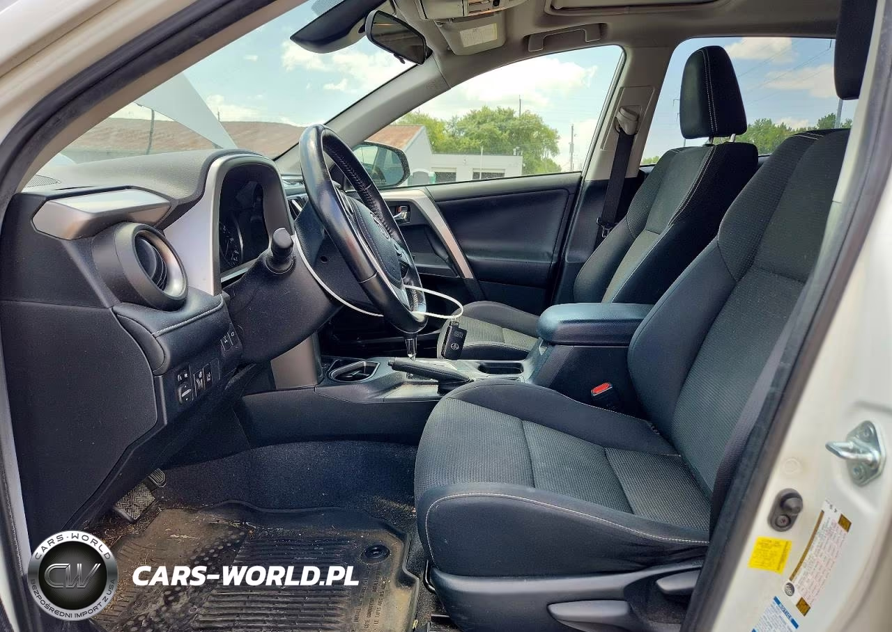 2017 Toyota Rav4 Xle VIN:JTMRFREV5HJ113110 - 7