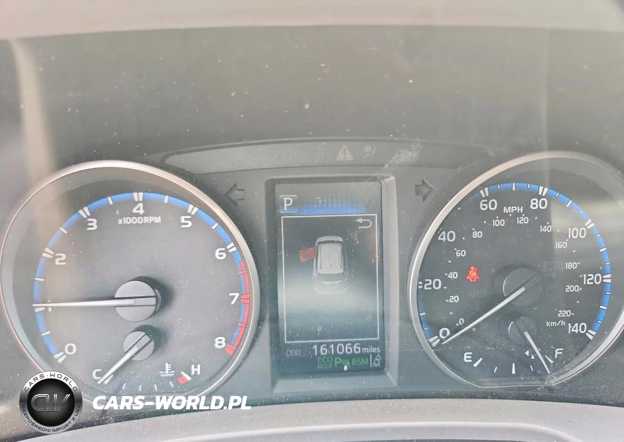 2017 Toyota Rav4 Xle VIN:JTMRFREV5HJ113110 - 9