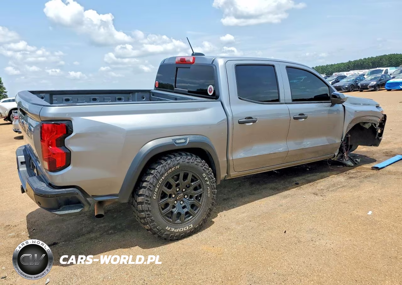 2024 Chevrolet Colorado Trail Boss VIN:1GCPTEEK7R1206789 - 3