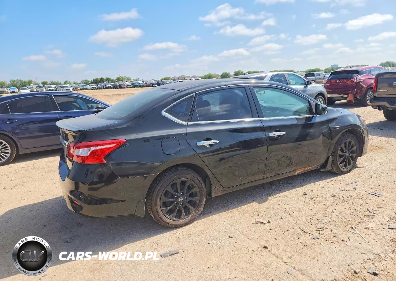 2018 Nissan Sentra S VIN:3N1AB7AP9JY315568 - 3