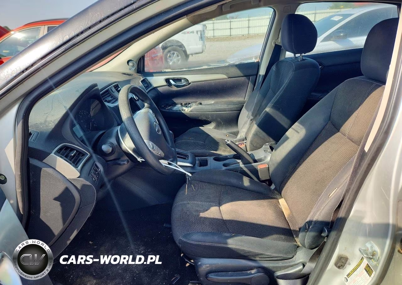 2016 Nissan Sentra S VIN:3N1AB7AP9GY208934 - 7