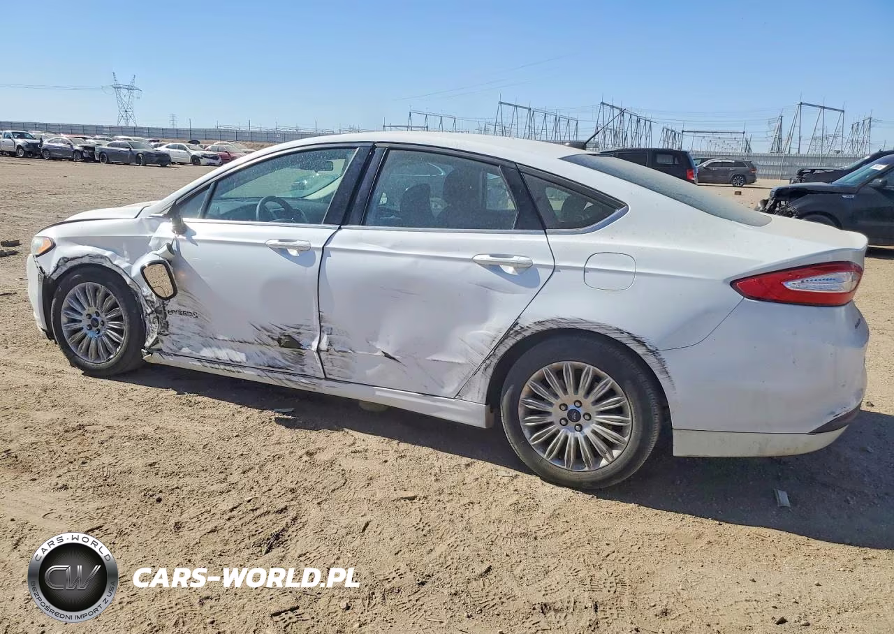 2015 Ford Fusion Se Hybrid VIN:3FA6P0LU6FR229687 - 2